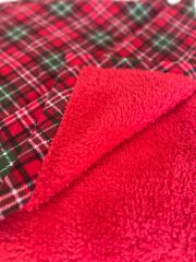 Ekose Desenli Pazen ve Peluş Çift Taraflı Yılbaşı TV Battaniyesi - Yumuşak ve Sıcak Tasarım